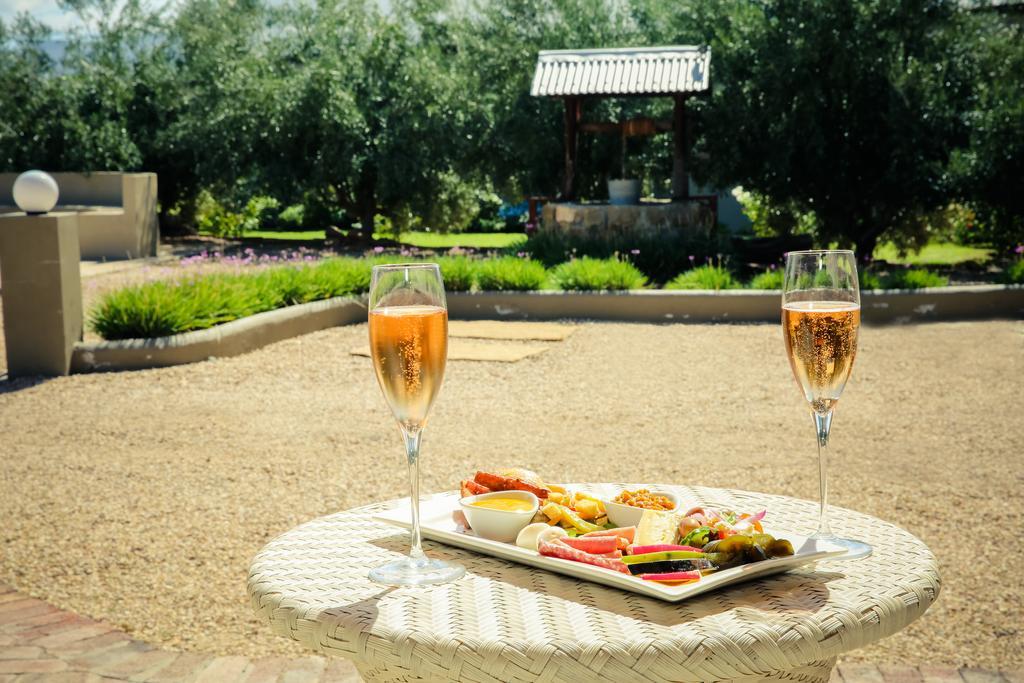 Surval Boutique Olive Estate Villa เอาท์สโฮร์น ภายนอก รูปภาพ